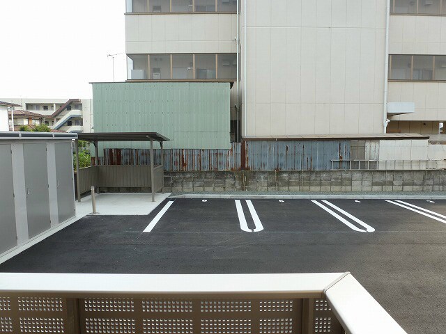 ※写真は　102号室 48/85：金井山線/東口線/母袋 1階 築11年