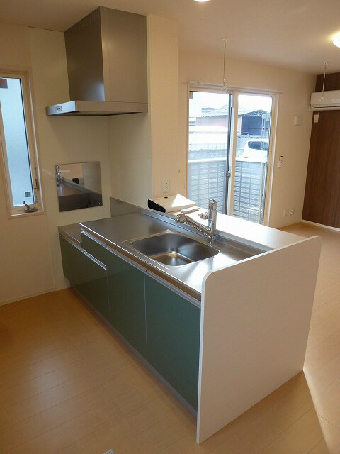 ※写真は　102号室 48/85：金井山線/東口線/母袋 1階 築11年