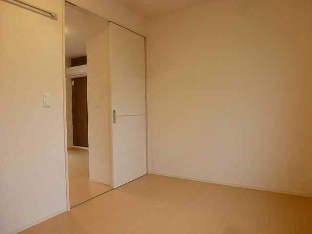 ※写真は　102号室 48/85：金井山線/東口線/母袋 1階 築11年