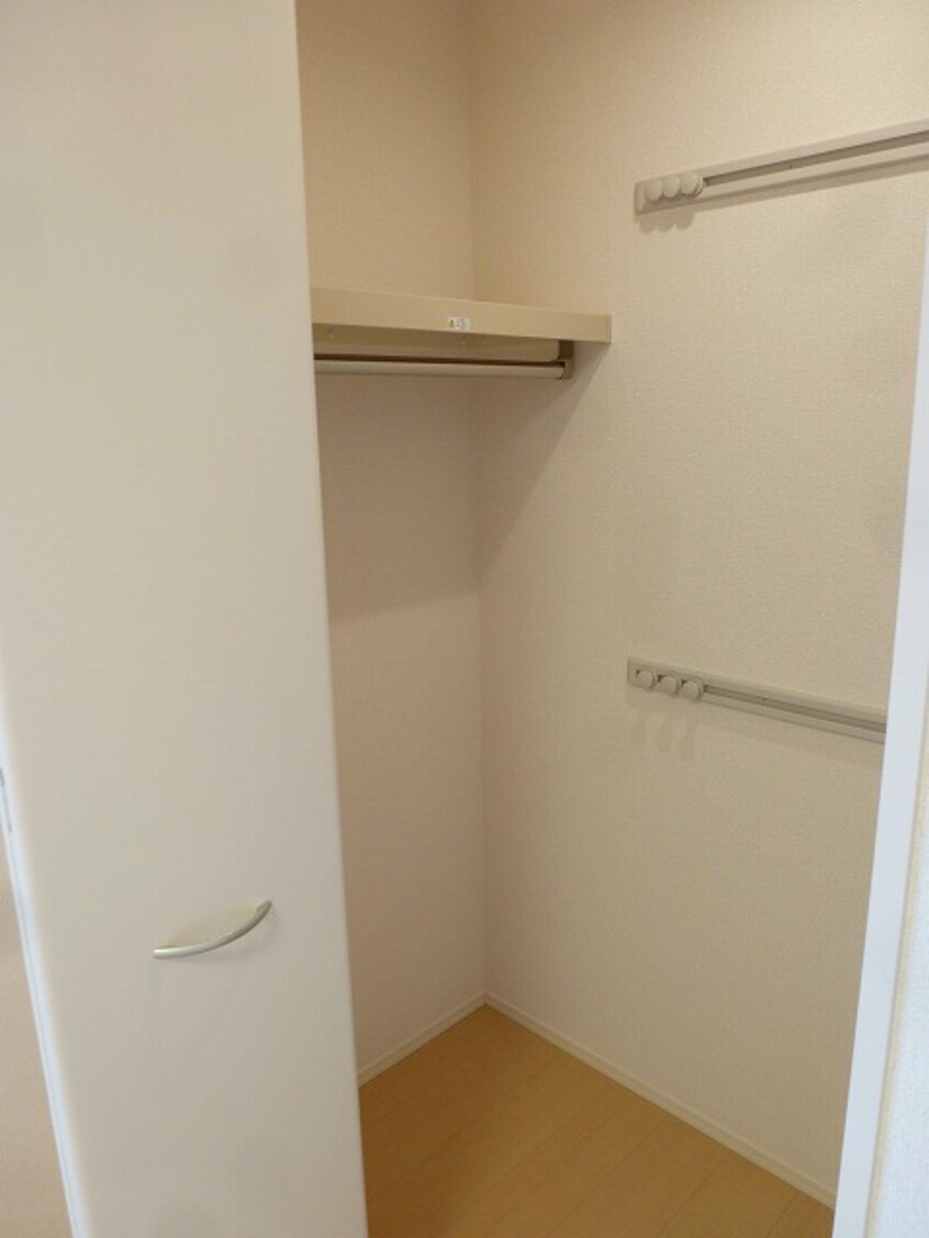 ※写真は　102号室 48/85：金井山線/東口線/母袋 1階 築11年