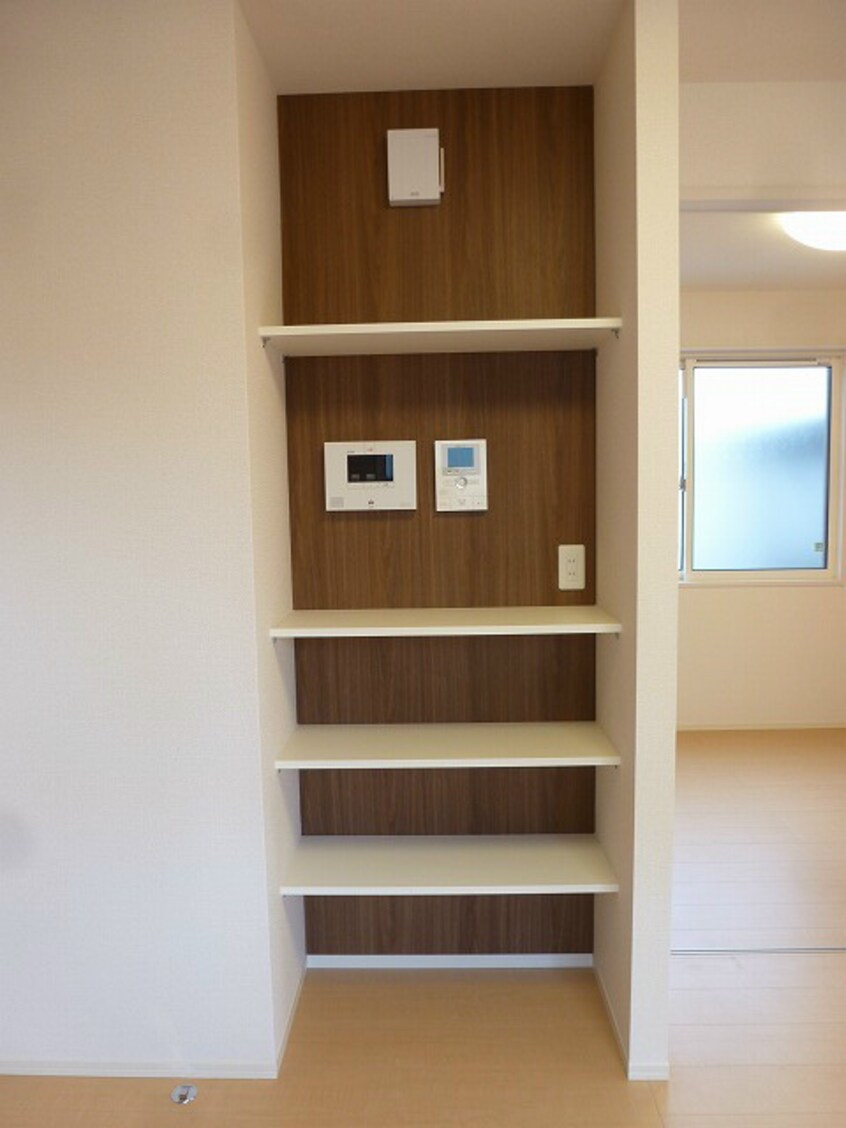 ※写真は　102号室 48/85：金井山線/東口線/母袋 1階 築11年