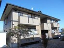 ロイヤル・ウィングＣ棟の外観