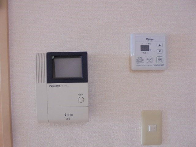 写真は201号室です（参考） カーサアネーロＡ