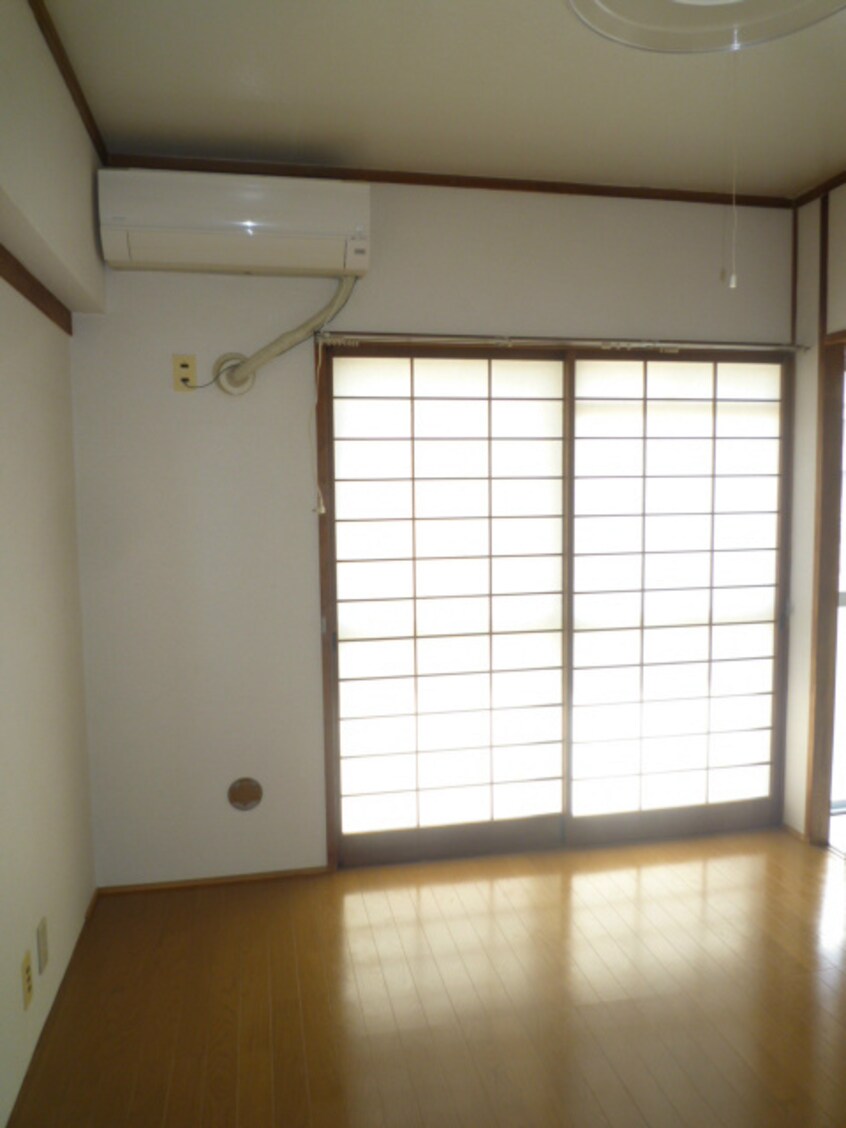 306号室の写真です。 信越本線/長野駅 徒歩6分 4階 築48年