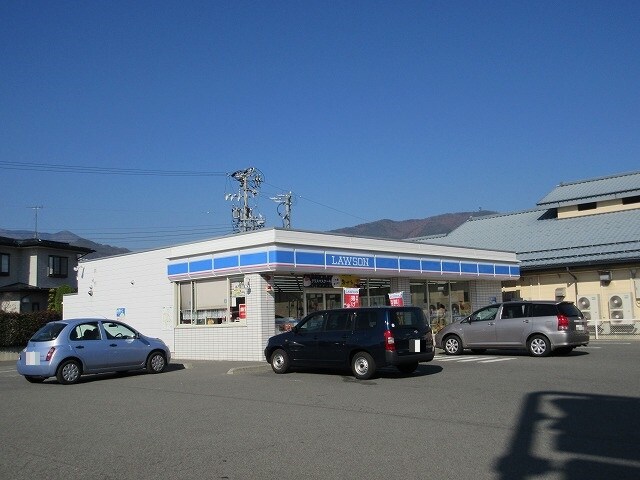 ﾛｰｿﾝ 長野稲田一丁目店(コンビニ)まで636m 長野電鉄長野線/信濃吉田駅 徒歩10分 1階 築23年