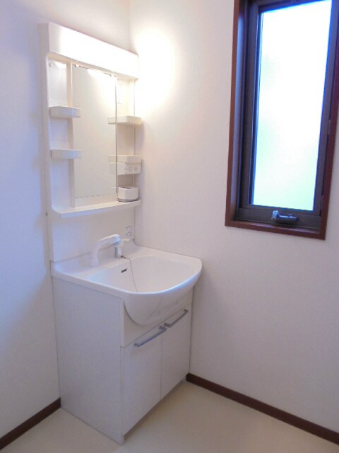  長野電鉄長野線/柳原駅 徒歩8分 1-2階 築22年