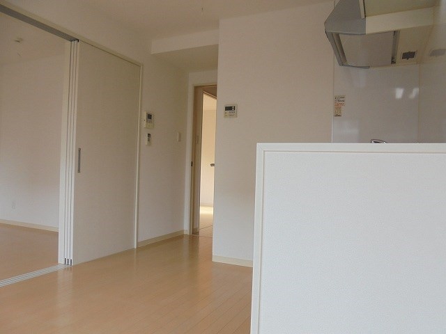 写真は101号室です（参考） プレセンテ