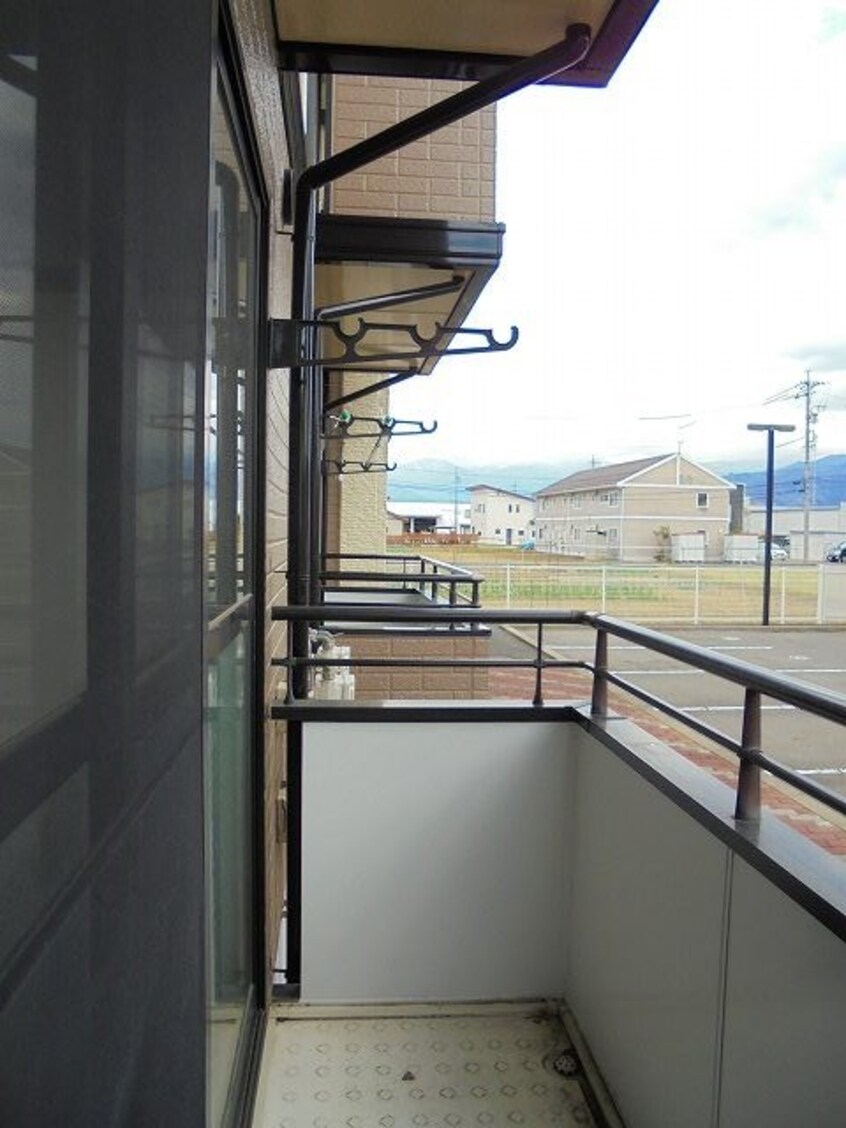 写真は103号室です（参考） フレマリール若宮Ｃ
