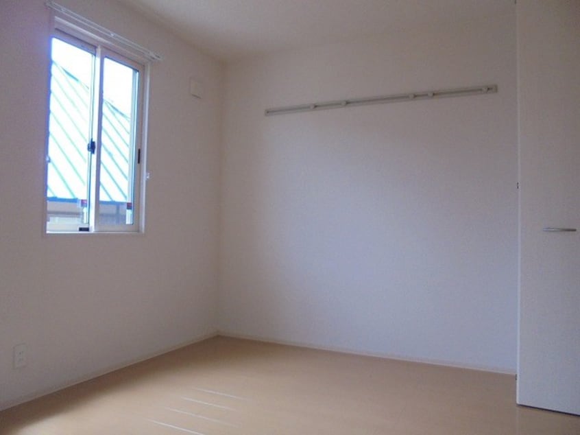 写真は101号室です（参考） メゾン・ド・ポミエ