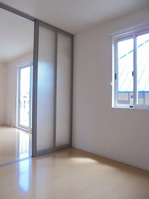 写真は101号室です（参考） メゾン・ド・ポミエ