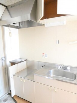 写真は202号室です。（参考）