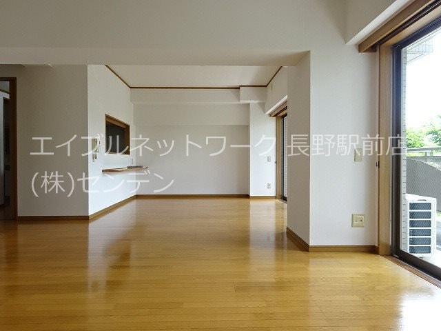  ゆたかビル