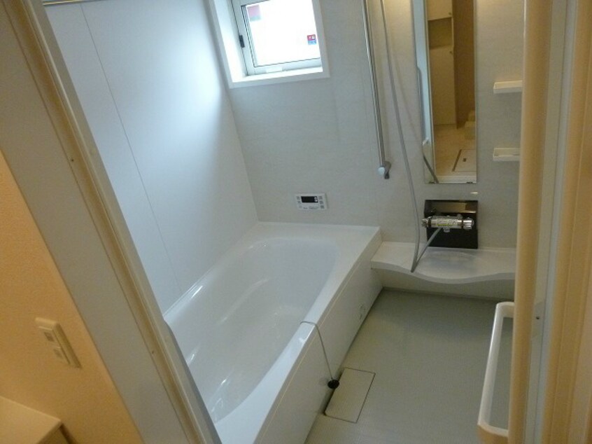 ※写真は別部屋のものです。（参考） エスポワール東和田Ａ