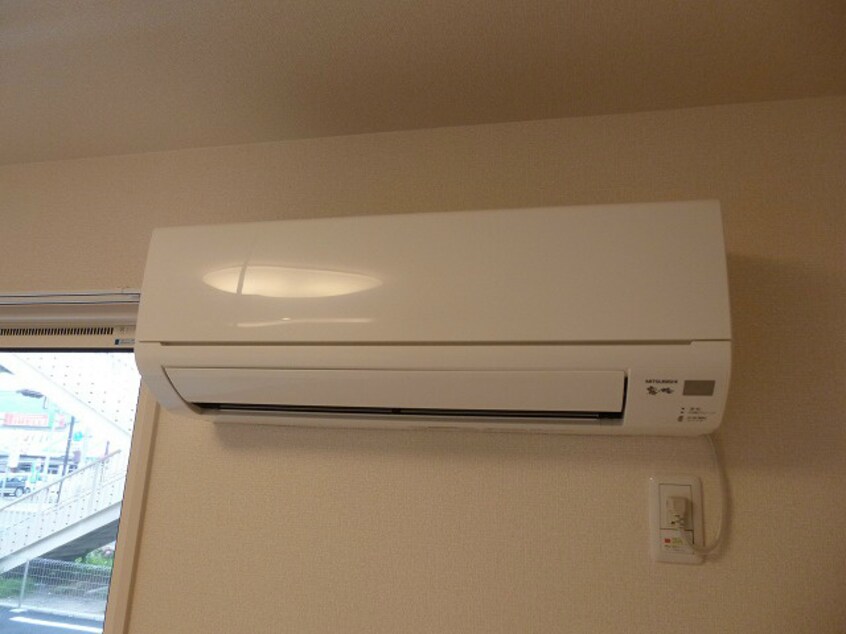 エアコン　　　　　※写真は別部屋のものです。（参考） エスポワール東和田Ａ