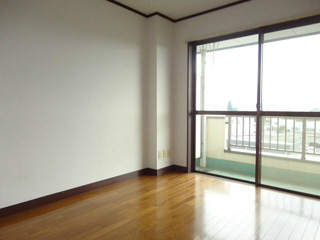  ファミーユ大豆島