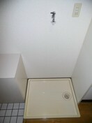 洗濯機置き場　写真は3-Ｅ号室です ＮＰハイツ