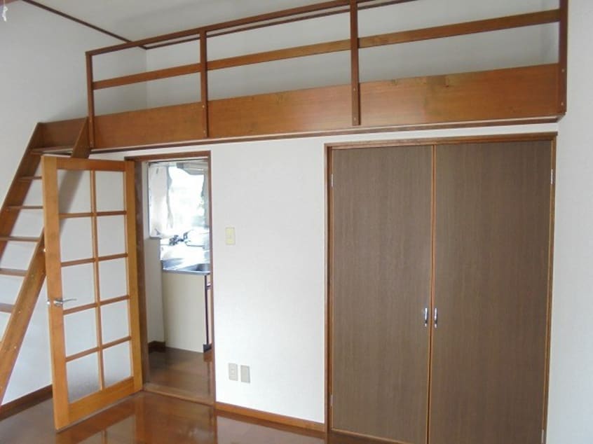 写真は101号室です（参考） レピュート