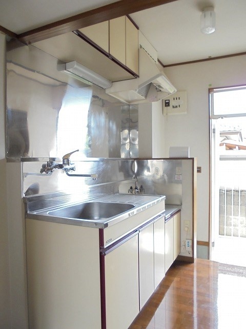 写真は101号室です（参考） レピュート