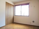 写真は102号室です（参考） 三才パレスA