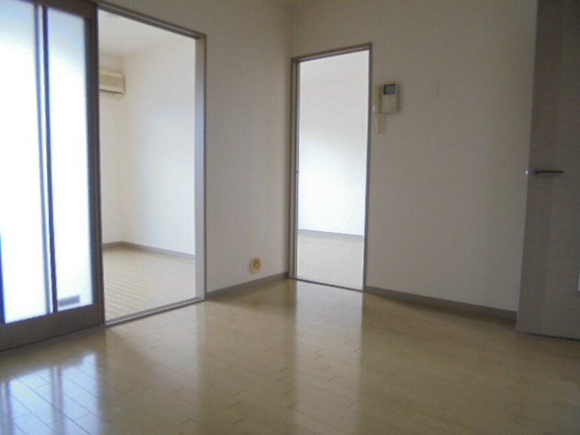 ※写真は別号室です コンフォート轟A