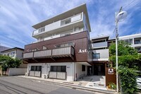 Astour（エストゥール）