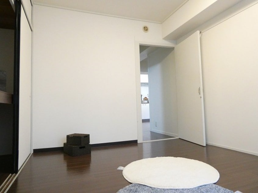  Astour（エストゥール）