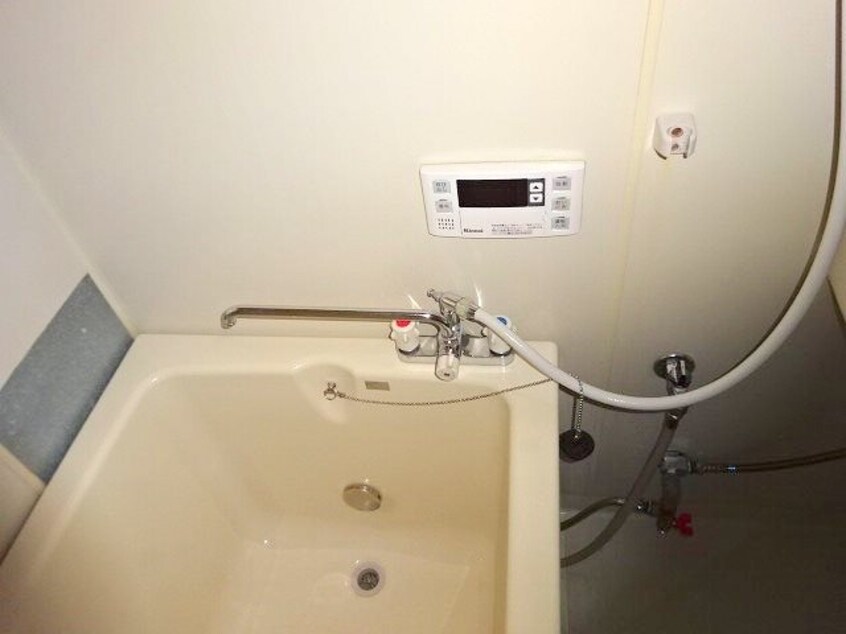 写真は202号室です（参考） ベル・コーポ