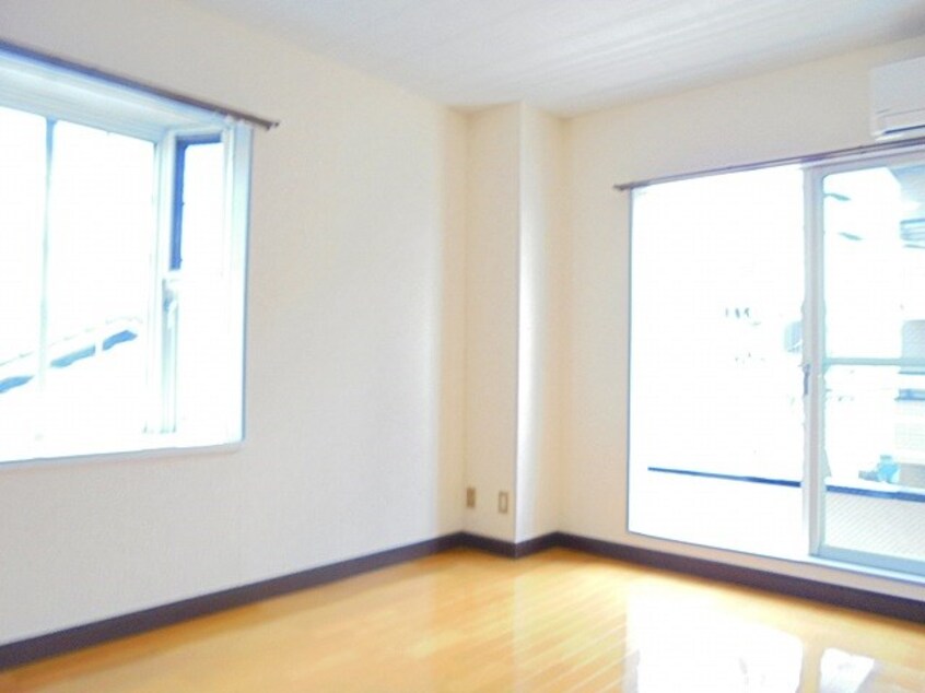 写真は305号室です コーポ・ビックウェイブＮ棟