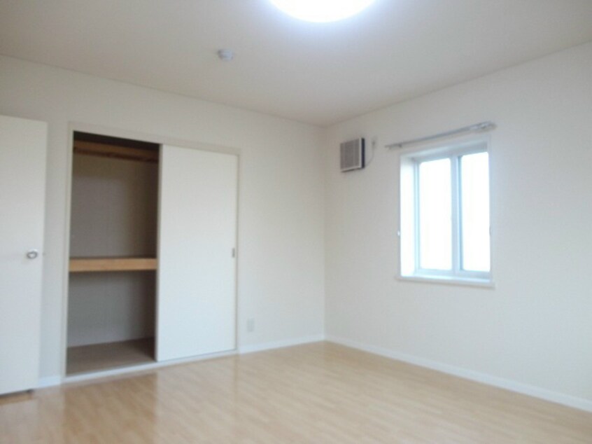 ※写真は別号室です（反転） グリーンマウント本城Ｗ棟