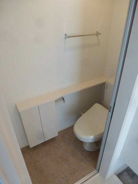 写真は102号室です（参照） クレストコート