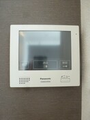 写真は102号室です（参照） クレストコート