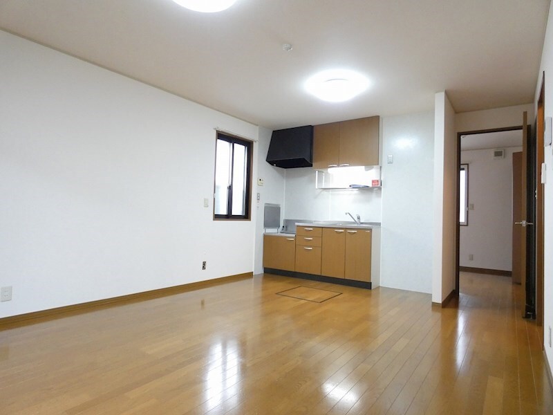  長野・屋島・須坂線/上高田 1階 築24年