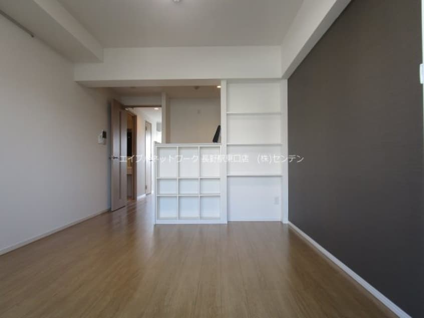  長野電鉄長野線/市役所前駅 徒歩9分 3階 築8年