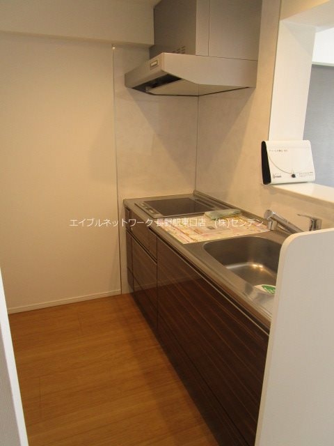  長野電鉄長野線/市役所前駅 徒歩9分 3階 築8年