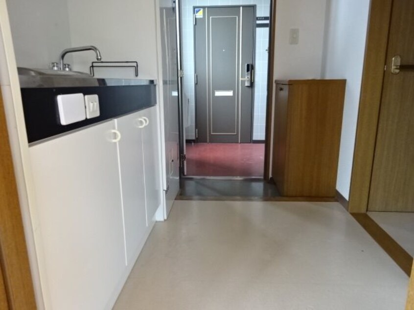  長野電鉄長野線/市役所前駅 徒歩14分 2階 築27年