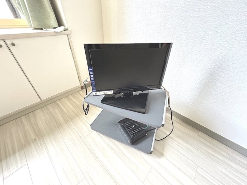 写真は403号室です（参考） 森ビル