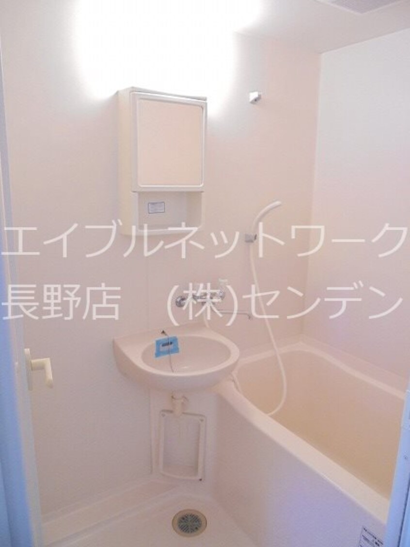  長野電鉄長野線/柳原駅 徒歩5分 2階 築27年