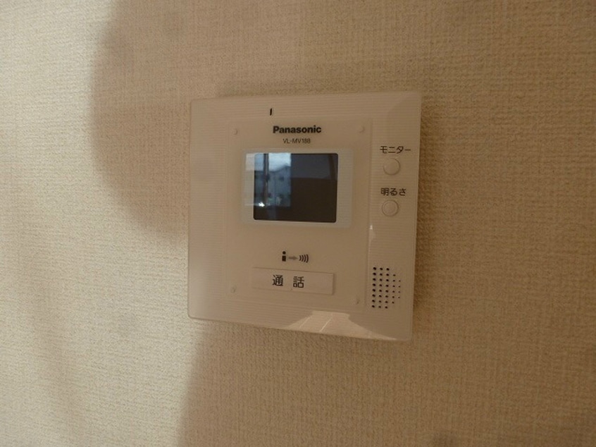  アネーロ　マリ