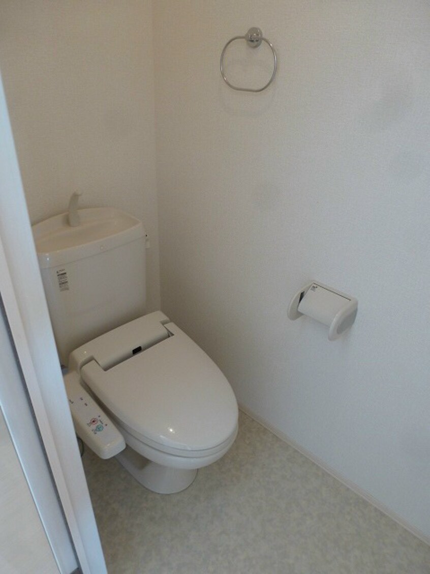  アネーロ　マリ