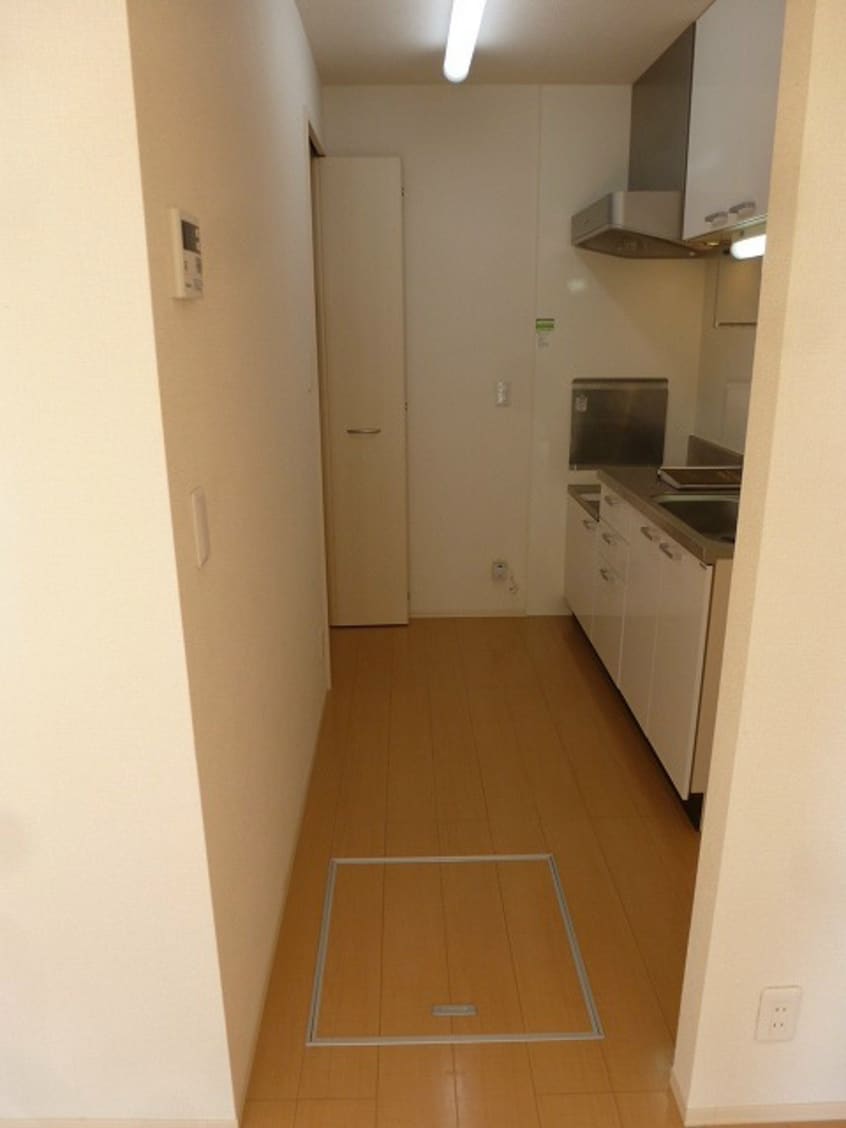  アネーロ　マリ