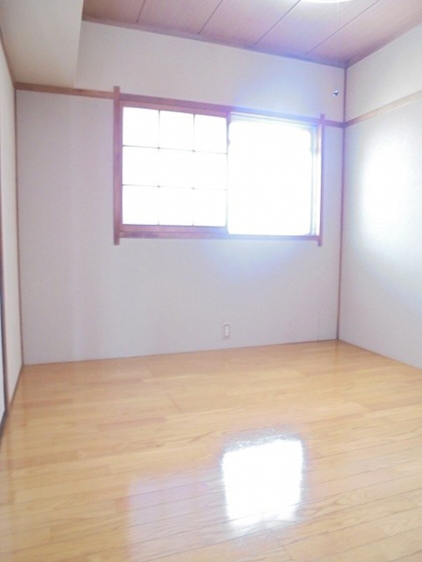 写真は206号室です（参考） サンハイツ小林