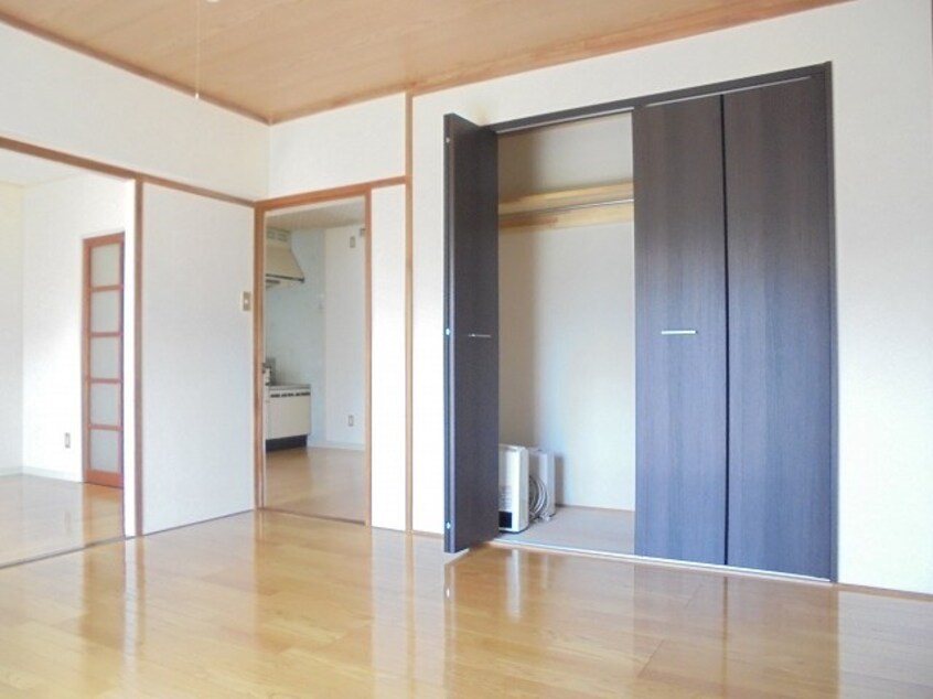 写真は206号室です（参考） サンハイツ小林