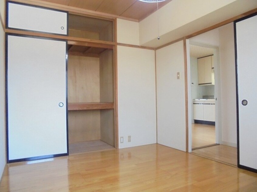 写真は206号室です（参考） サンハイツ小林