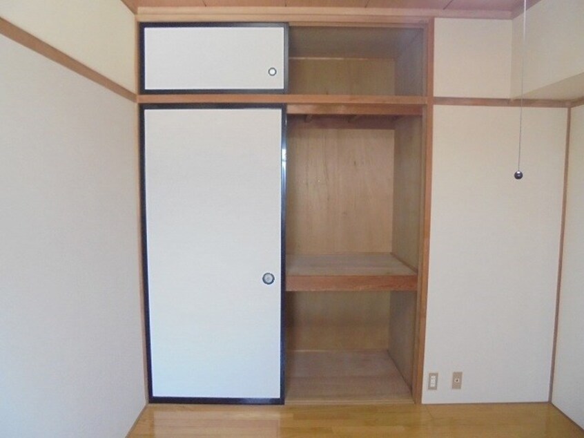 写真は206号室です（参考） サンハイツ小林