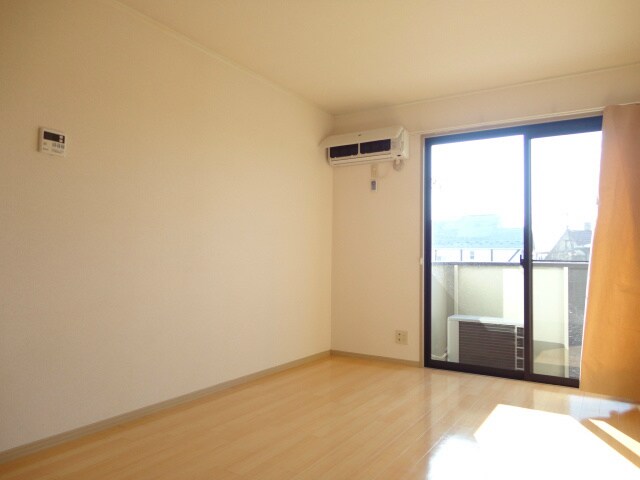  ファミールメゾン恵