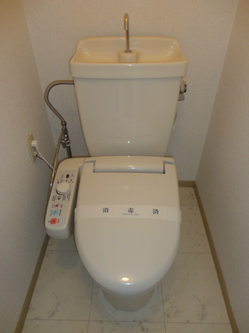  ファミールメゾン恵