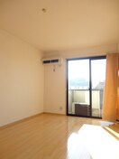  ファミールメゾン恵