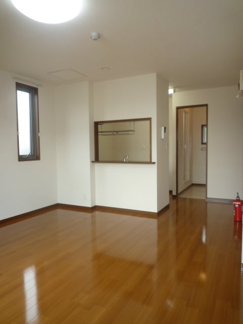 ※写真は101号室です（反転） クレドール三輪Ｗ棟