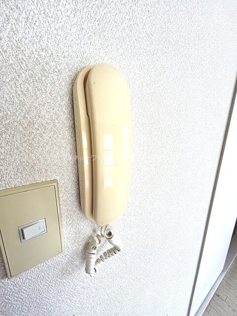 ※写真は201号室のものです。（参考） ハイツサンフローレ