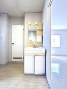 ※写真は201号室のものです。（参考） ハイツサンフローレ